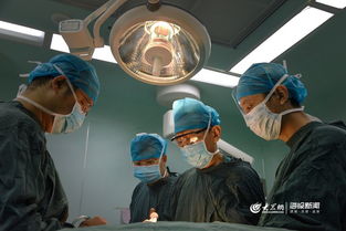 海慈脊柱外科成功实施首例颈前后路枢椎骨折螺钉内固定术 挽救颈椎高位骨折病人